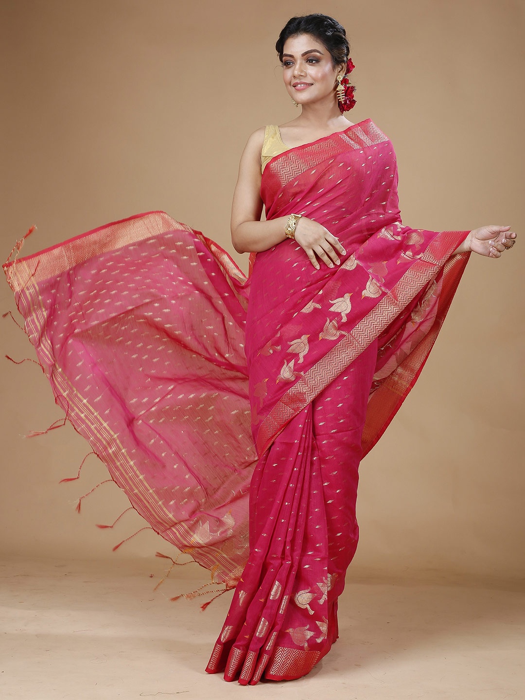 

SLAGHA Ethnic Motifs Woven Design Zari Silk Cotton Taant Saree, Pink