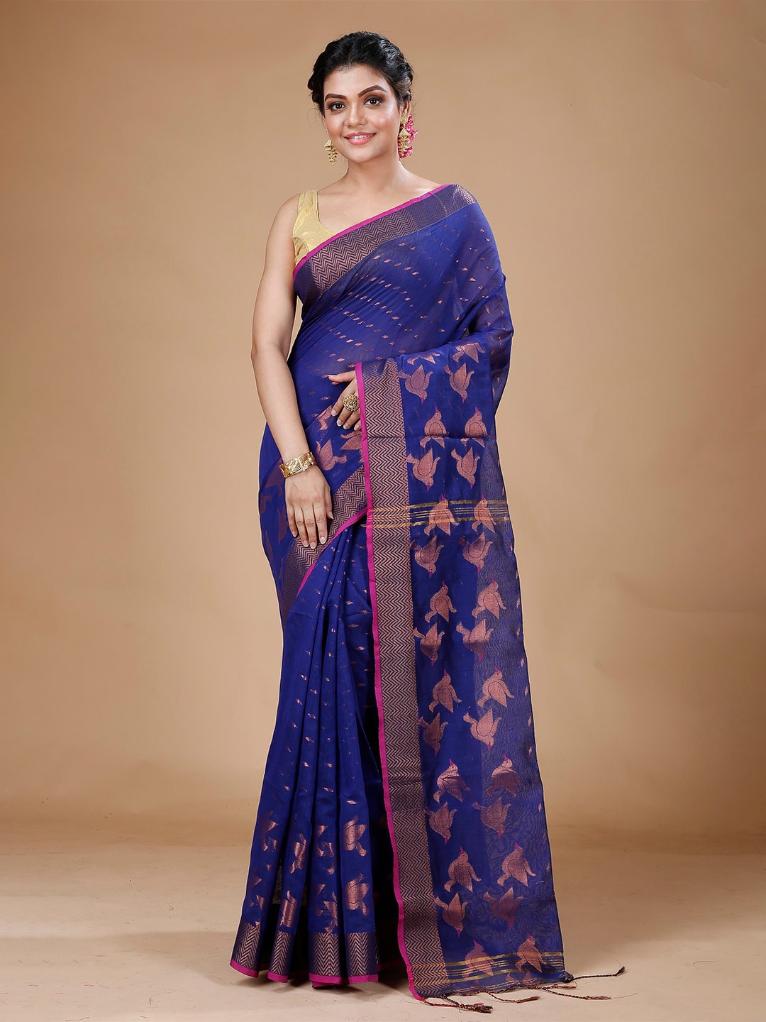 

SLAGHA Ethnic Motifs Woven Design Zari Silk Cotton Taant Saree, Blue