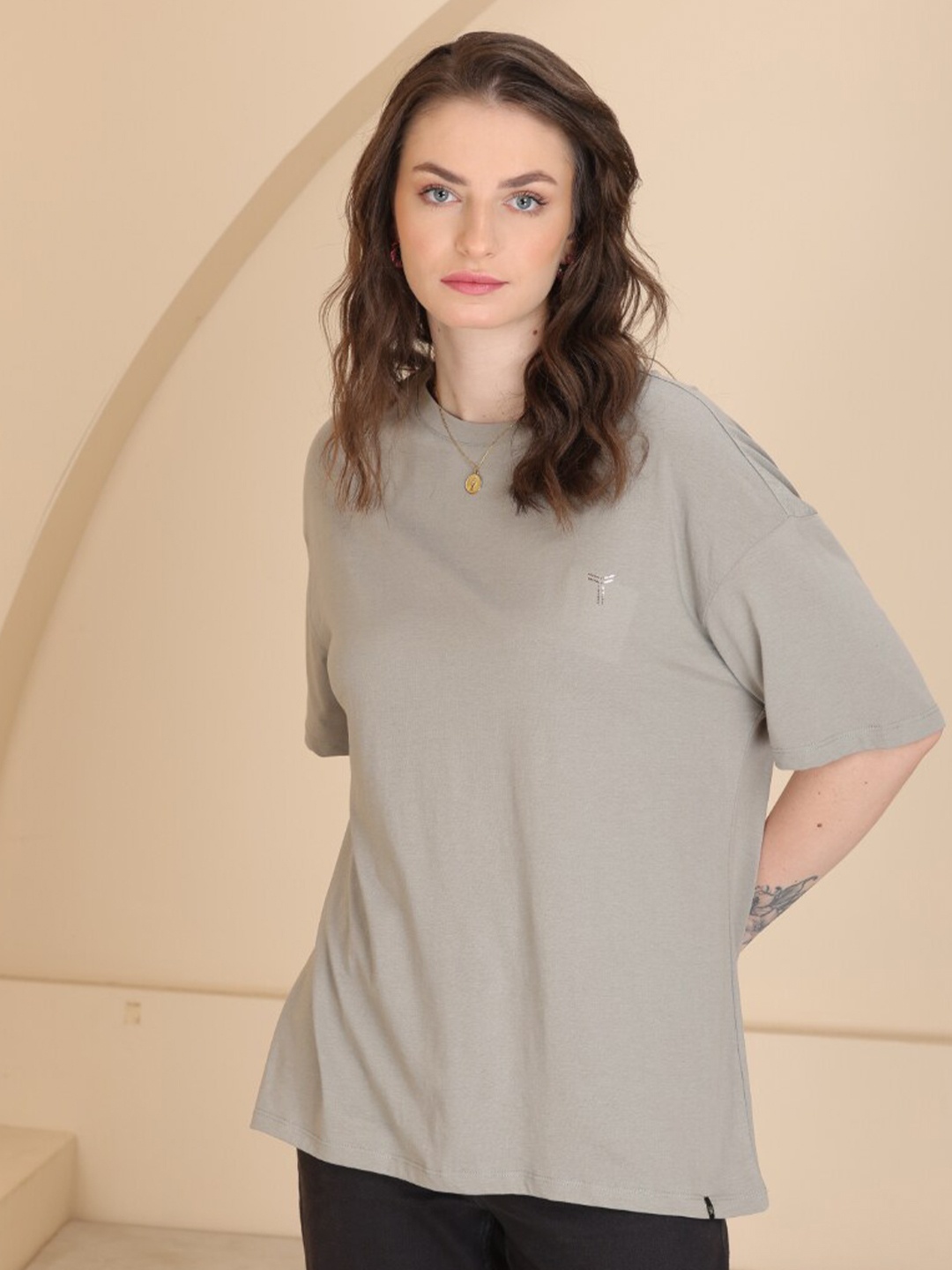 

TITTLI Round Neck Drop Shoulder Sleeves Pure Cotton Boxy T-Shirt, Grey