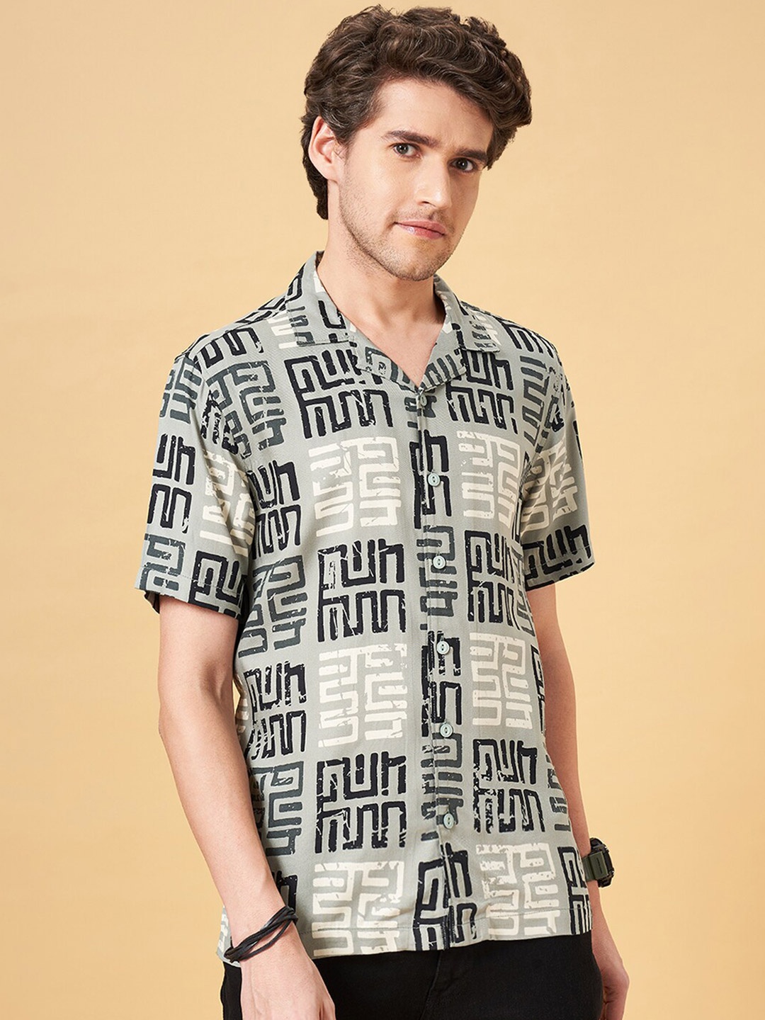 

People Geometric Printed Slim Fit Cuban Collar Casual Shirt, Grey