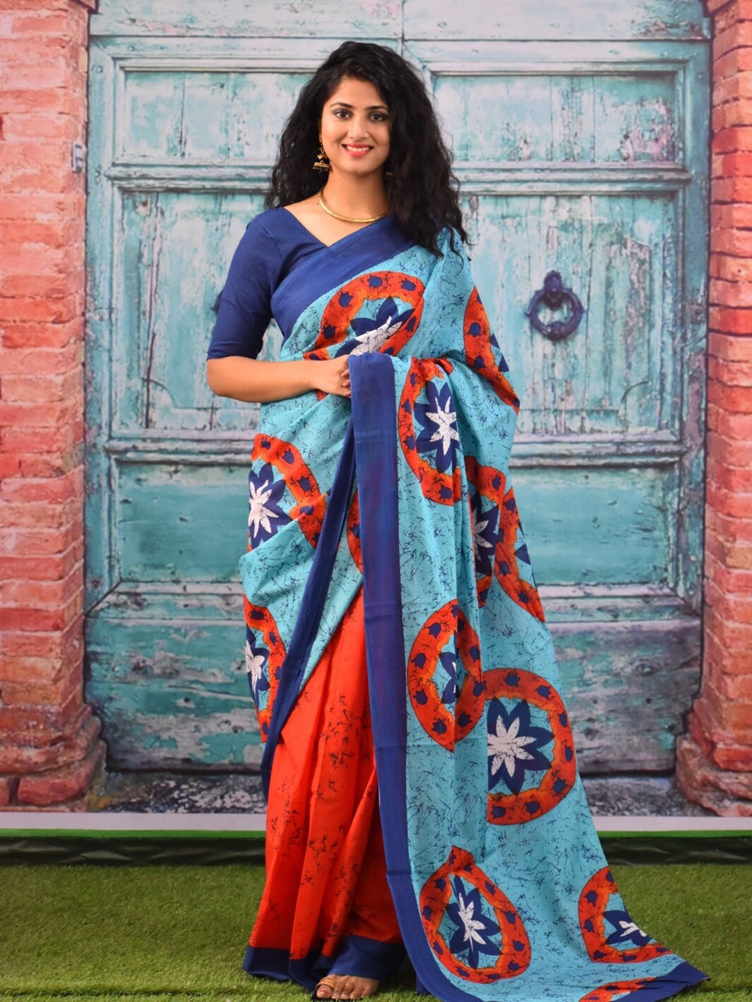 

JALTHER Ethnic Motifs Printed Mulmul Cotton Block Print Saree, Blue