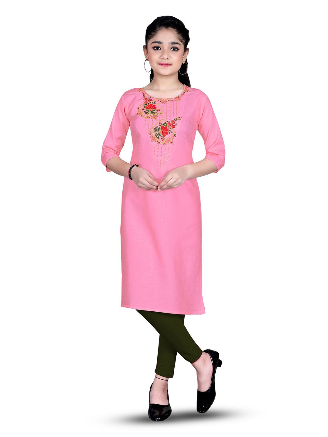 

BAESD Girls Floral Yoke Design Thread Work Kurta, Pink