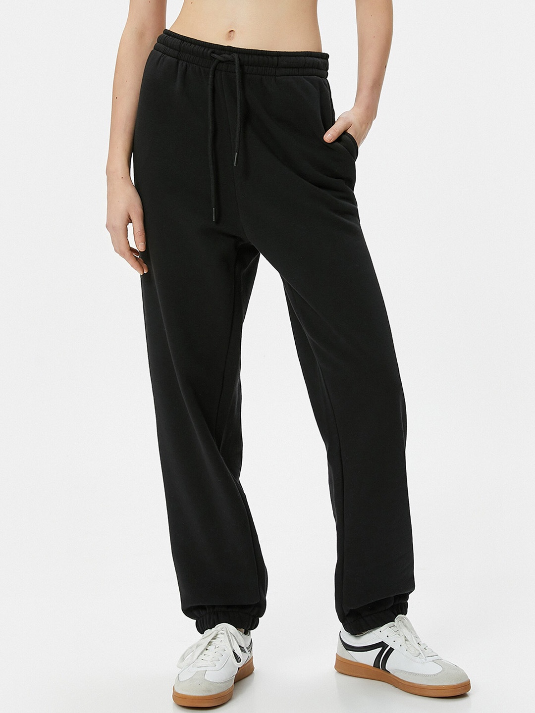 

Koton Women Mid Rise Joggers, Black