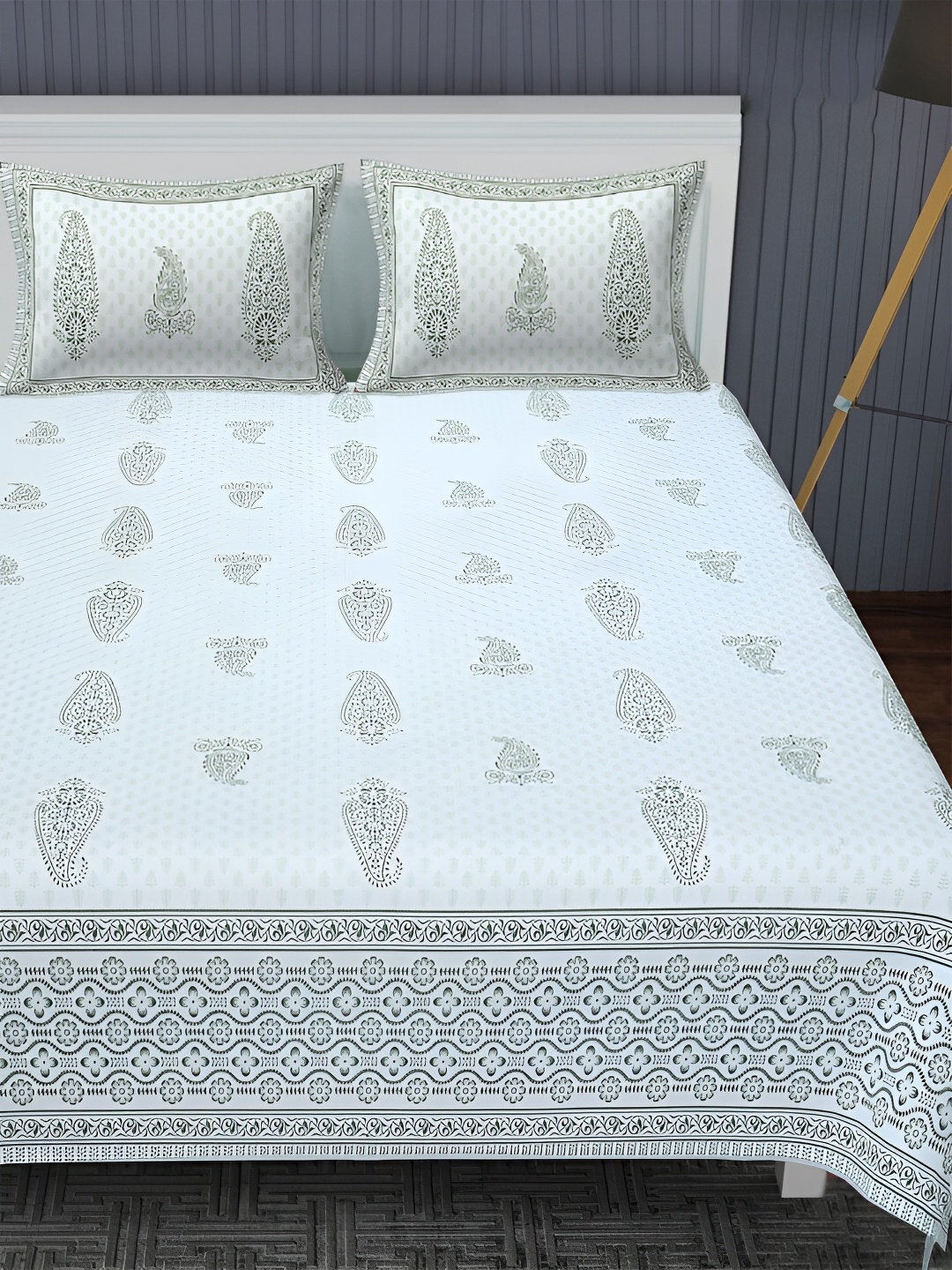 

POORAK Green & White Ethnic Motifs 144 TC Pure Cotton King Bedsheet With 2 Pillow Covers