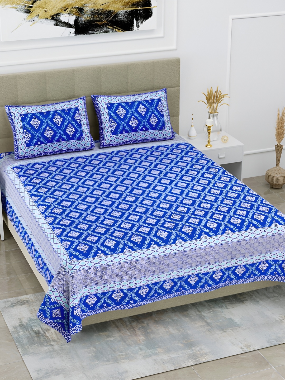 

POORAK Blue & White Floral 144 TC Pure Cotton King Bedsheet With 2 Pillow Covers