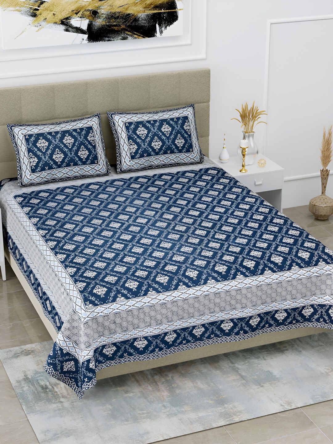 

POORAK Blue & White Ethnic Motifs Cotton 144 TC King Bedsheet with 2 Pillow Covers
