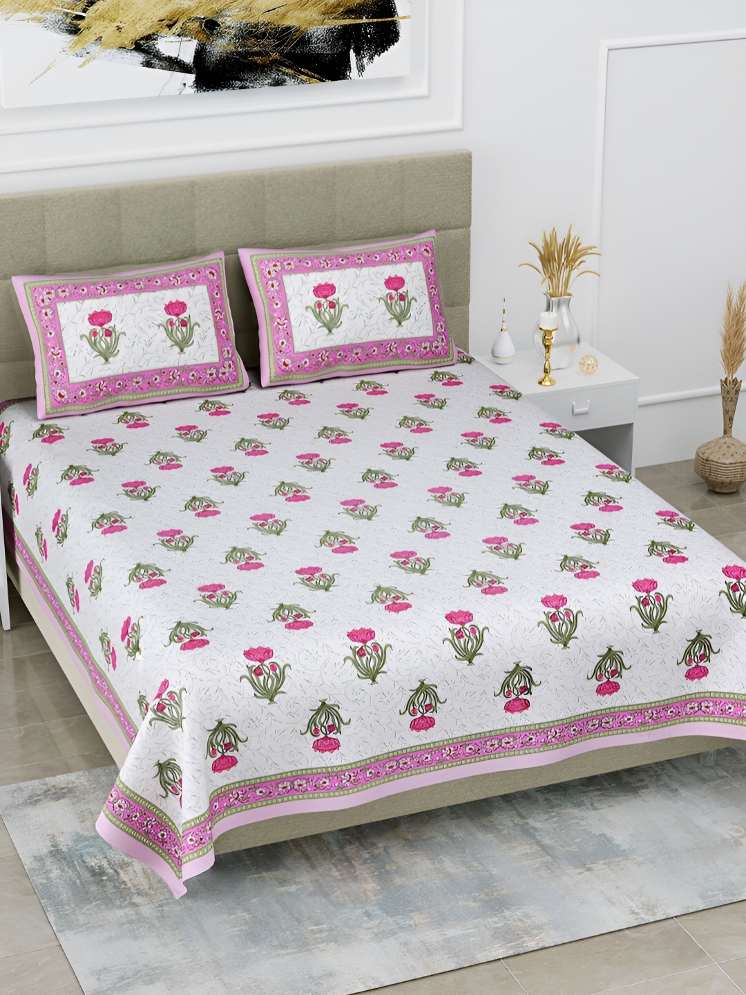 

POORAK Pink & White Floral 144 TC Pure Cotton King Bedsheet With 2 Pillow Covers