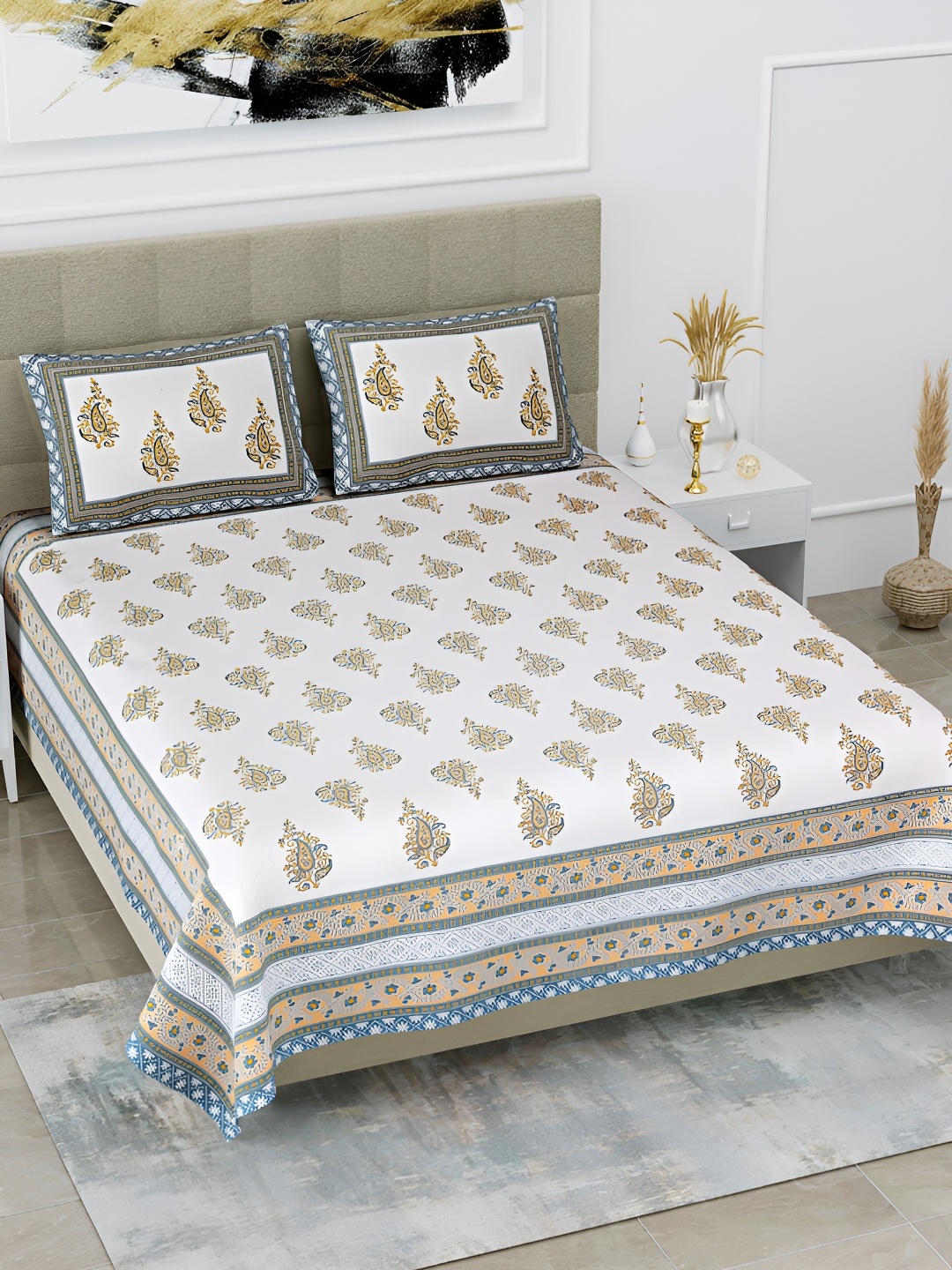 

POORAK Gold-Toned & White Floral 144 TC Pure Cotton King Bedsheet With 2 Pillow Covers