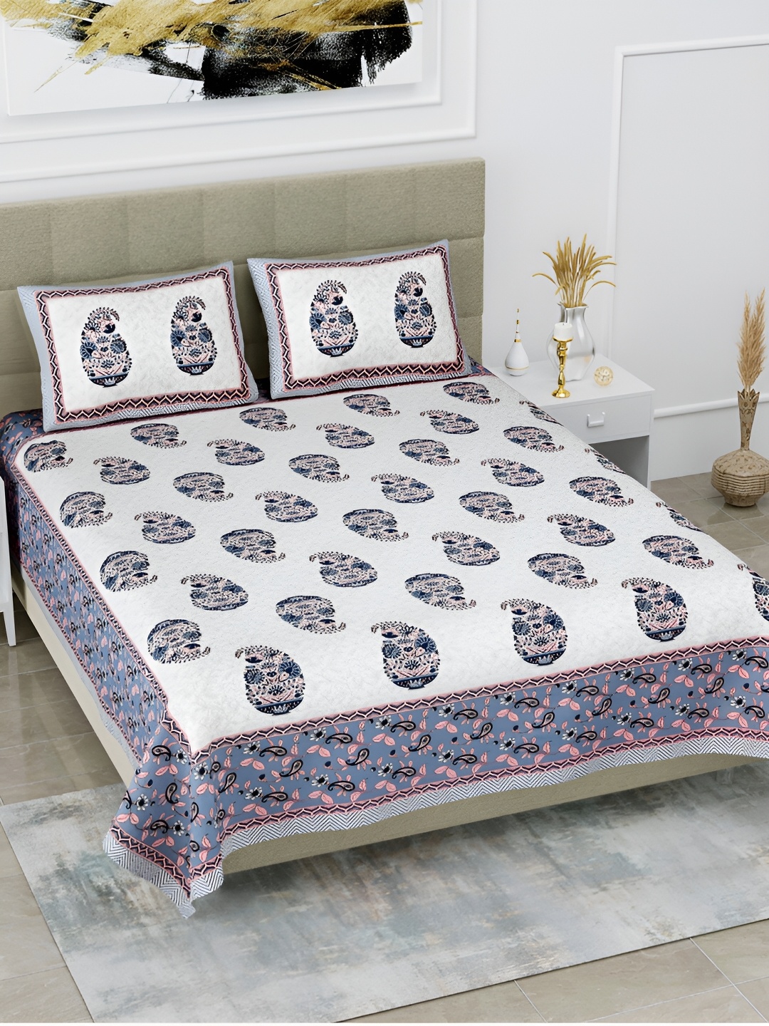 

POORAK Purple & White Ethnic Motifs Cotton 144 TC King Bedsheet with 2 Pillow Covers
