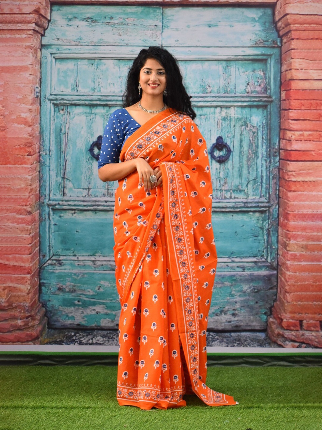 

JALTHER Ethnic Motifs Printed Pure Cotton Block Print Saree, Orange