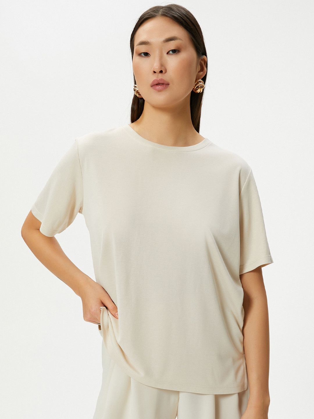 

Koton Round Neck Casual T-shirt, Off white