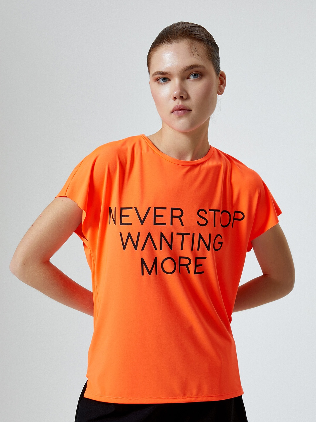 

Koton Women Typography Printed Applique T-shirt, Orange