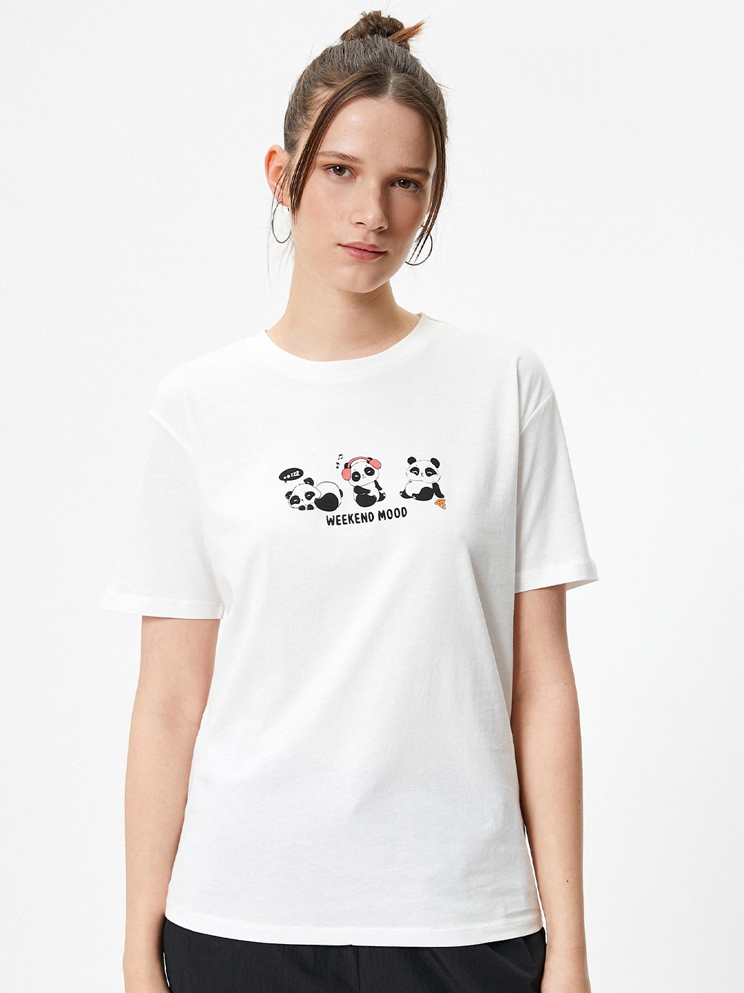 

Koton Printed Drop-Shoulder Sleeves Pure Cotton T-shirt, White