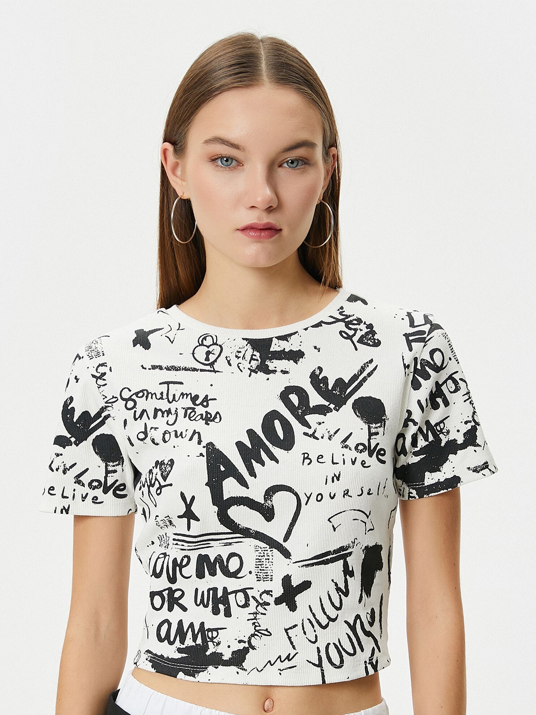 

Koton Women Typography Printed T-shirt, Off white