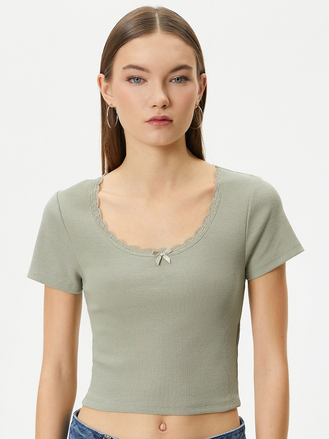 

Koton Round Neck Short Sleeves Cotton Crop T-shirt, Green