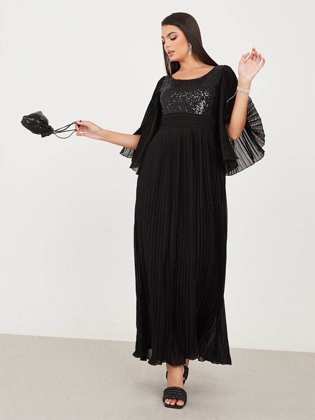 

Styli Embellished Sequinned Pleated Flared Sleeves A-Line Maxi Dress, Black