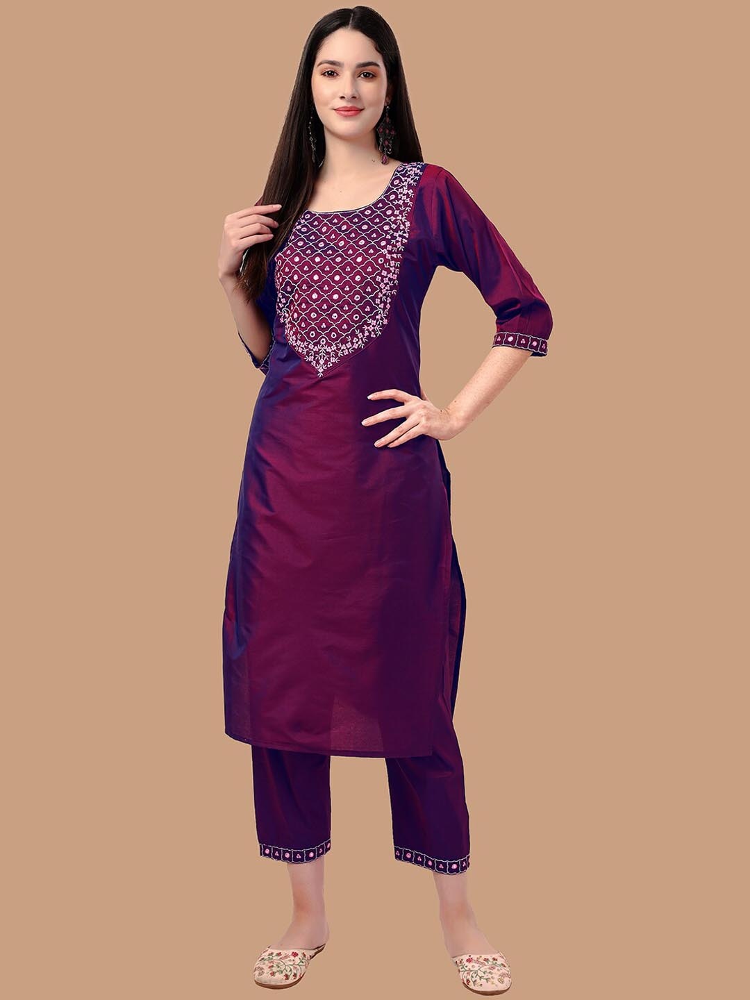 

FORKEY Ethnic Motifs Yoke Design Thread Work Mirror Work Kurta With Trouser, Purple