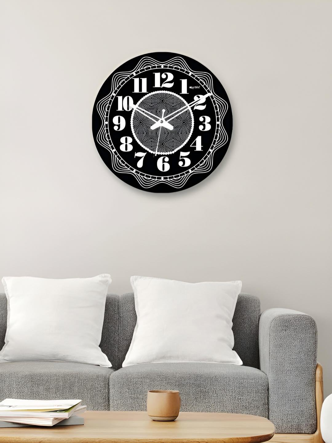 

OLIVE TREE Black & White Printed Analogue Contemporary Wall Clock
