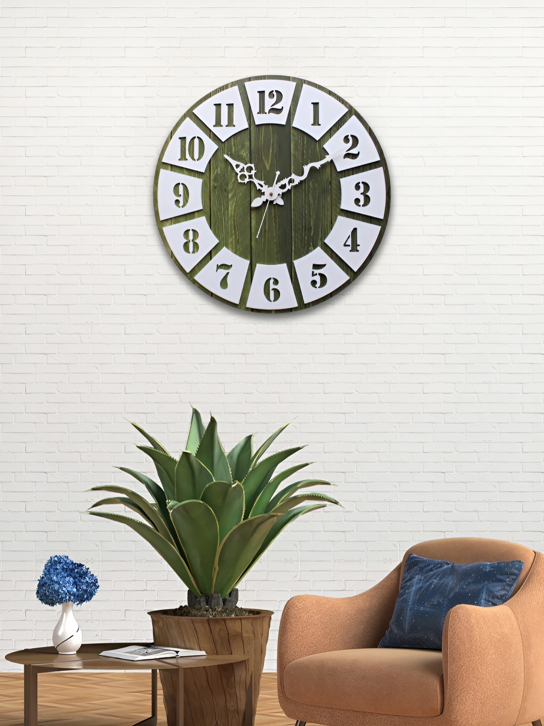 

OLIVE TREE Green & White Round Contemporary Wall Clock