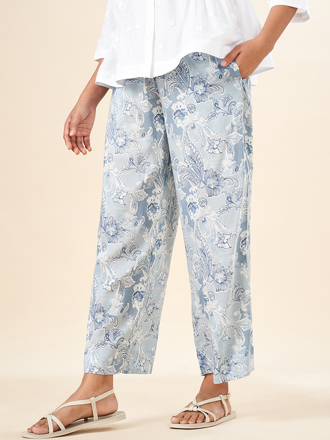 

AKKRITI BY PANTALOONS Women Mid-Rise Floral Printed Pure Modal Trouser, Blue