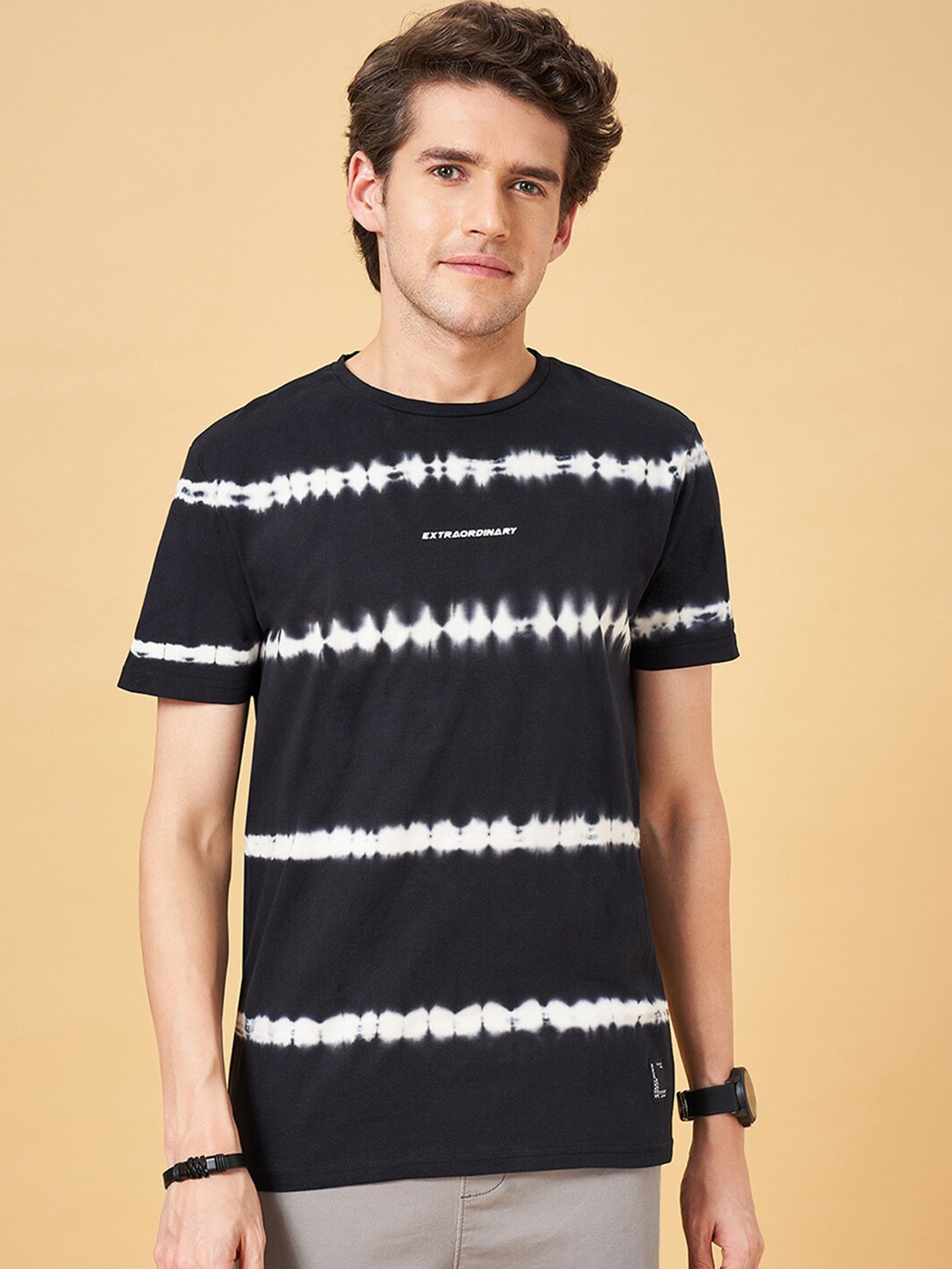 

People Black Dyed Cotton Slim Fit T-shirt