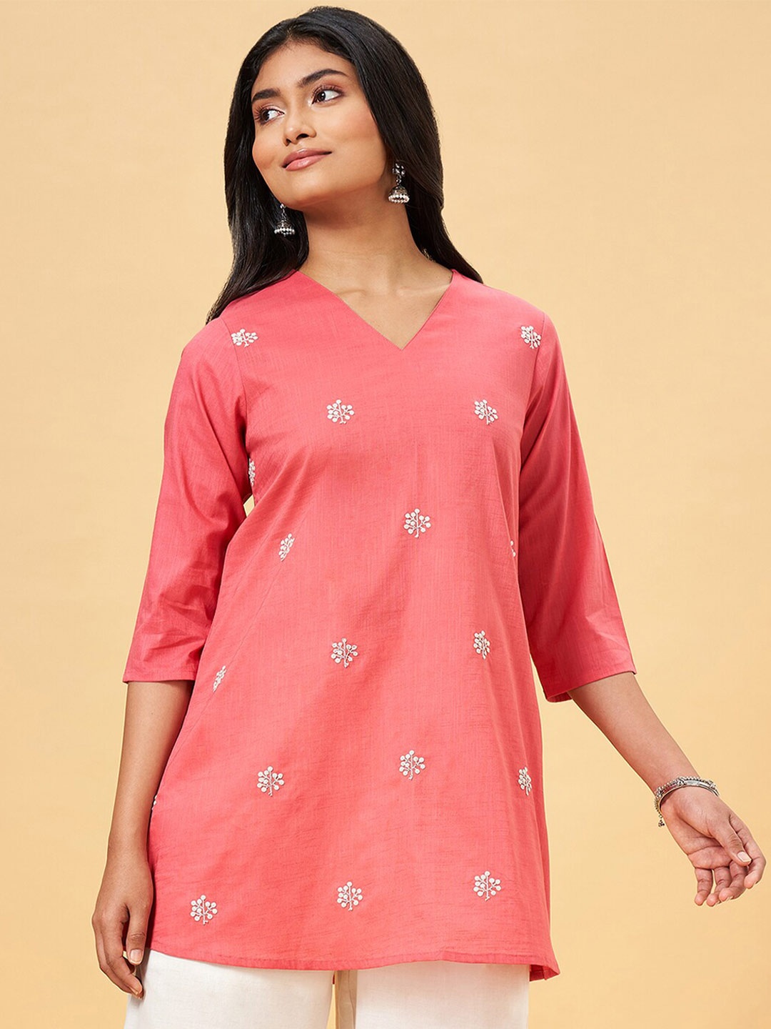 

RANGMANCH BY PANTALOONS Floral Embroidered Sequinned V-Neck Pure Cotton Tunic, Pink