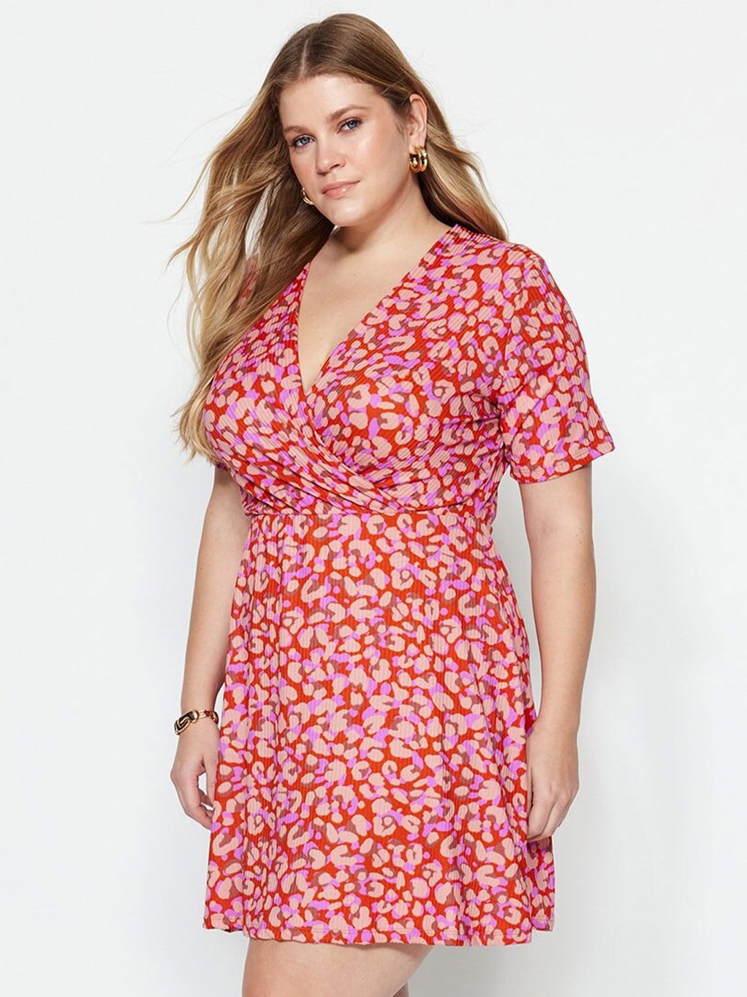 

Trendyol Plus Size Floral Print V-Neck Fit & Flare Dress, Pink