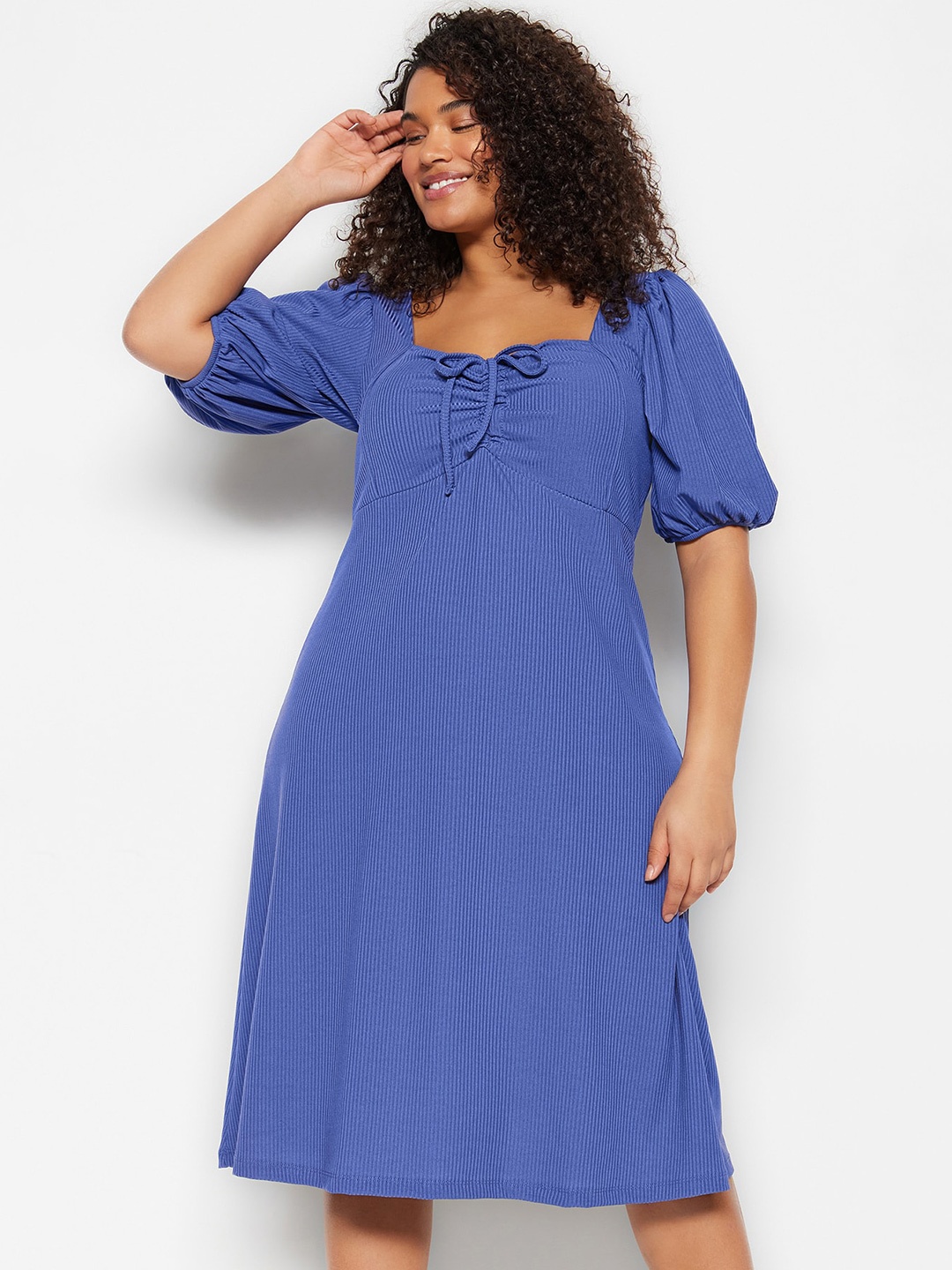 

Trendyol Plus Size Ribbed Sweetheart Neck Puff Sleeves A-Line Dress, Blue