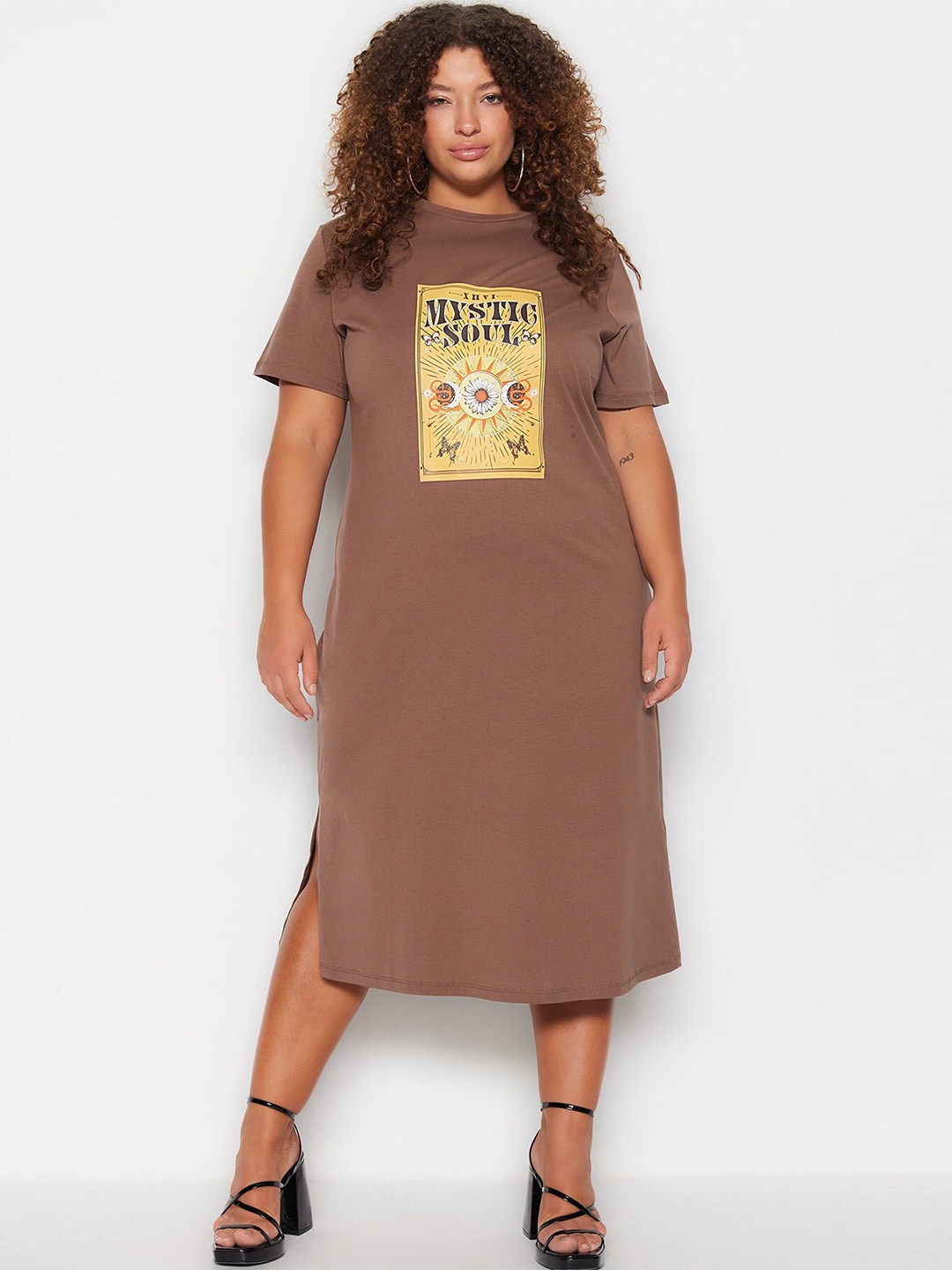 

Trendyol Plus Size Graphic Print Pure Cotton T-shirt Midi Dress, Brown