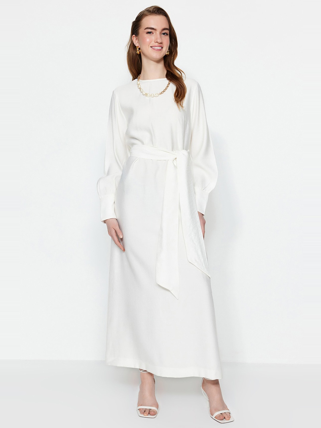

Trendyol Cuffed Sleeves Maxi Dress, White