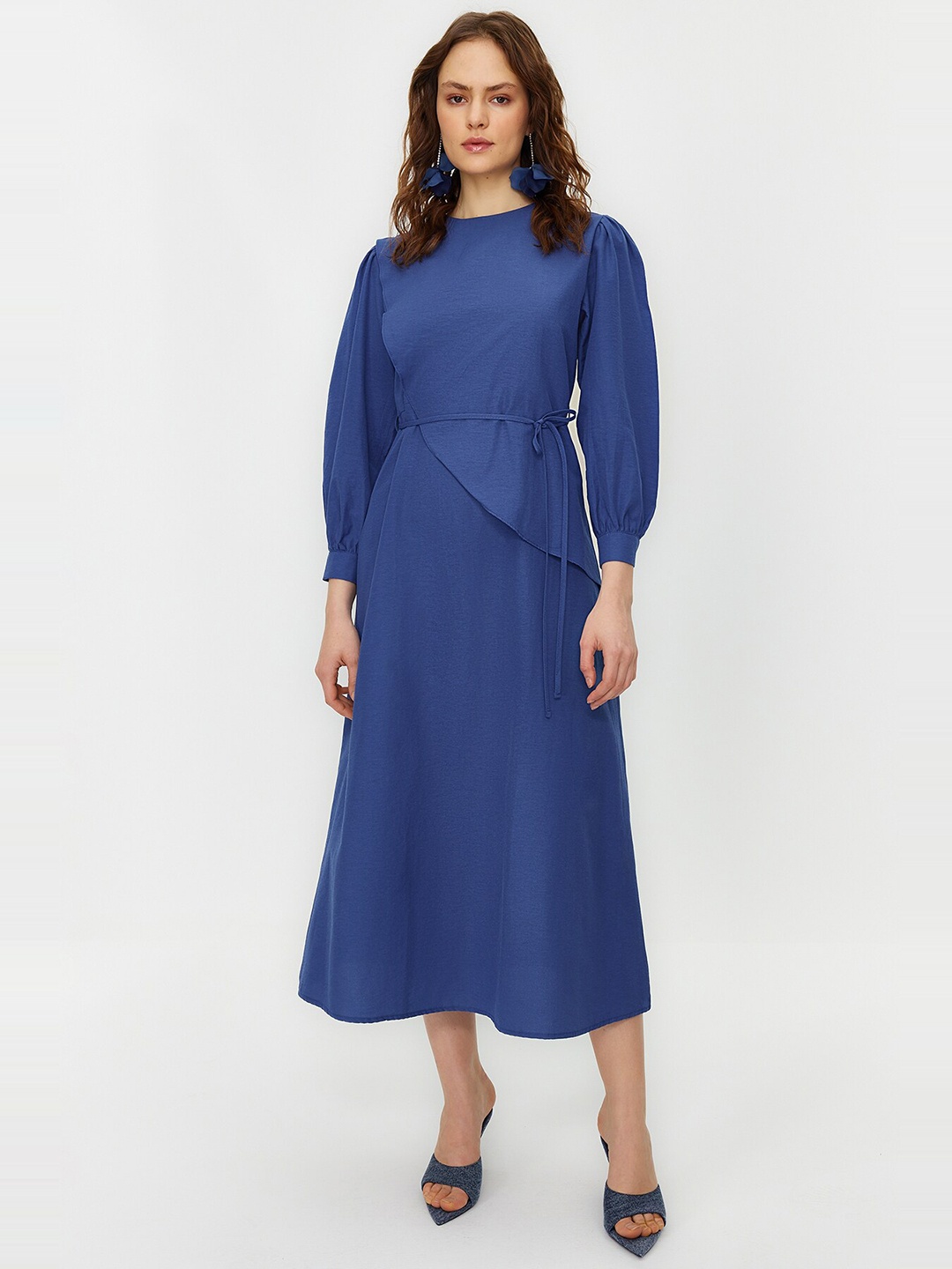 

Trendyol Cuffed Sleeves Fit & Flare Midi Dress, Blue