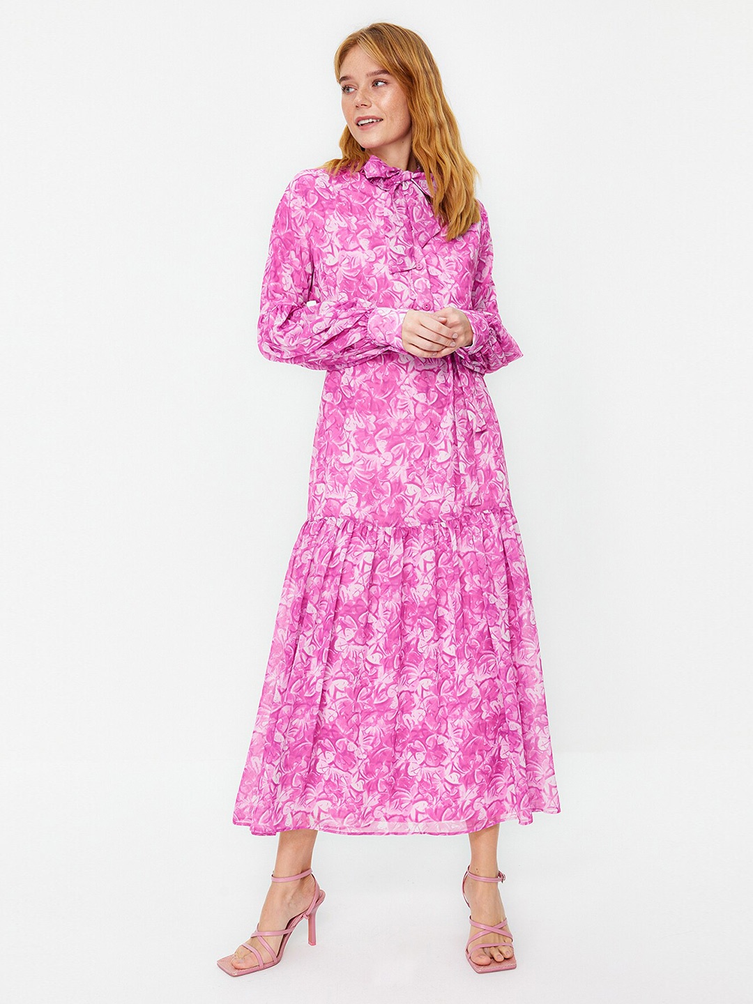 

Trendyol Floral Printed Tie Up Neck Cuffed Sleeves Maxi Dress, Pink