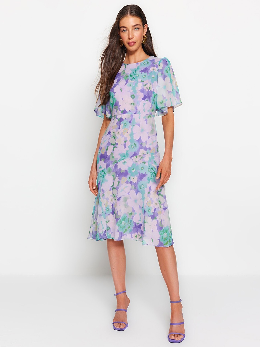 

Trendyol Floral Printed Flared Sleeve Fit & Flare Midi Dress, White