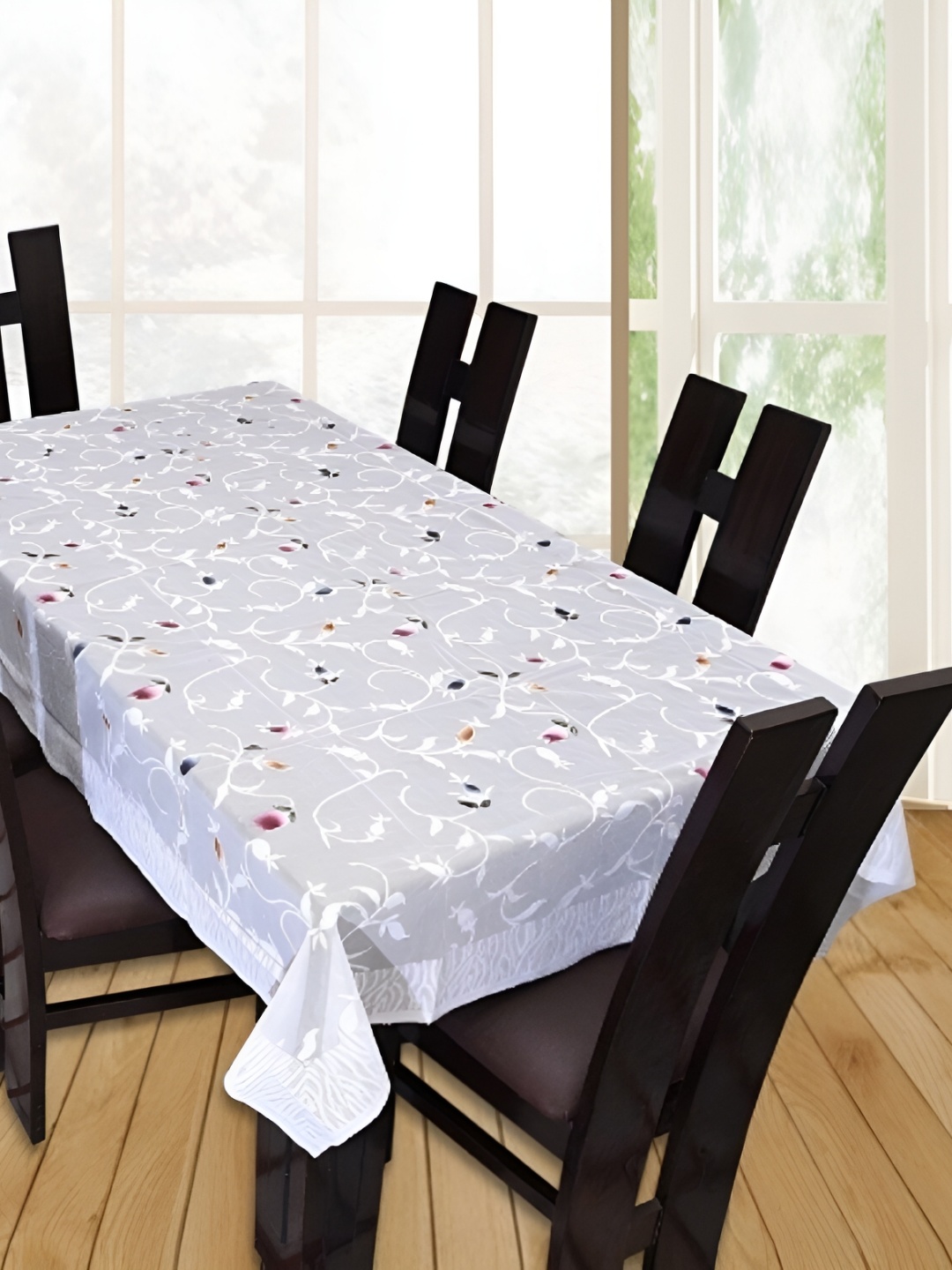 

MONKDECOR White Floral Cotton 6-Seater Table Cover