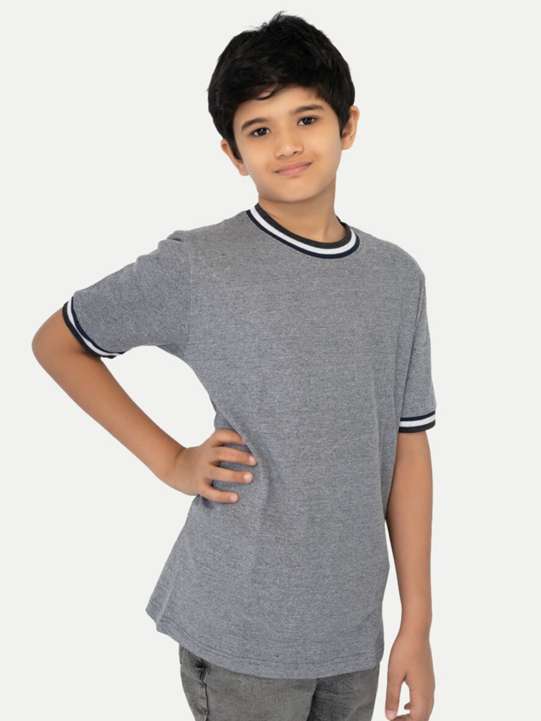 

BAESD Boys Round Neck Short Sleeves Cotton Slim Fit T-shirt, Black