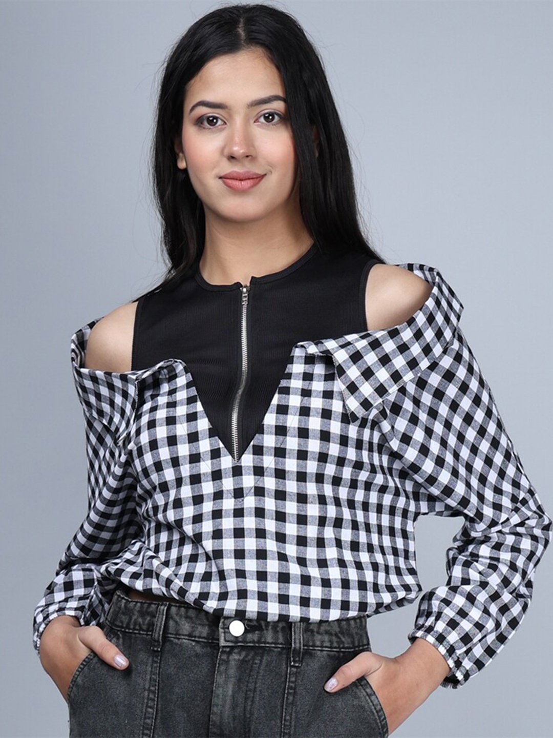 

Eyebogler Checked Cold-Shoulder Cotton Top, Black