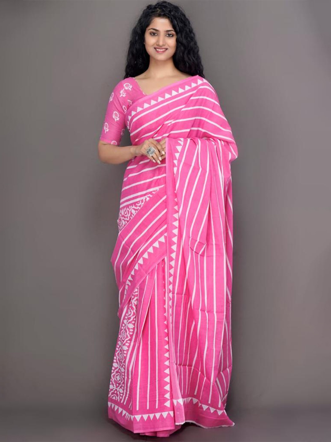 

KIAARON Striped Pure Cotton Block Print Saree, Pink