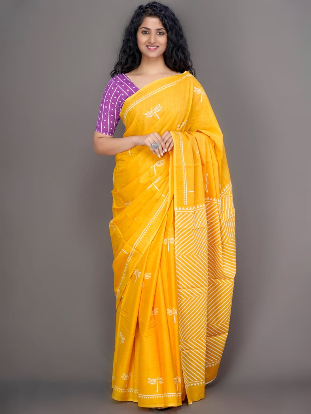 

KIAARON Floral Printed Pure Cotton Block Print Saree, Yellow