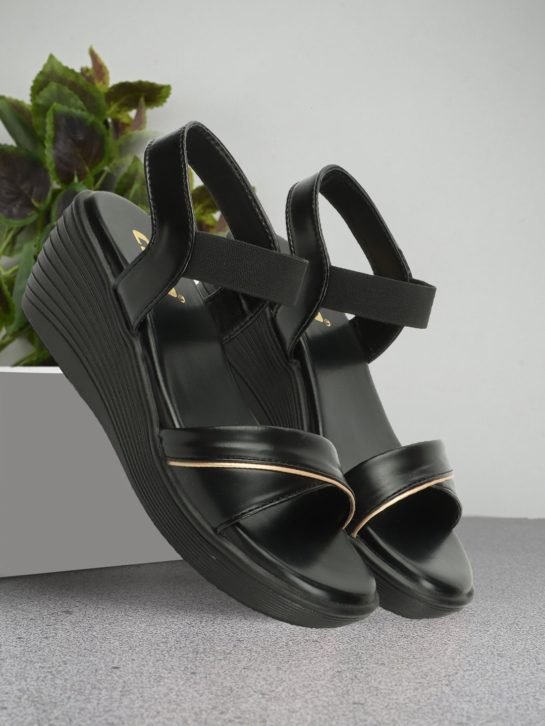 

Colo Open Toe Wedge Heels, Black