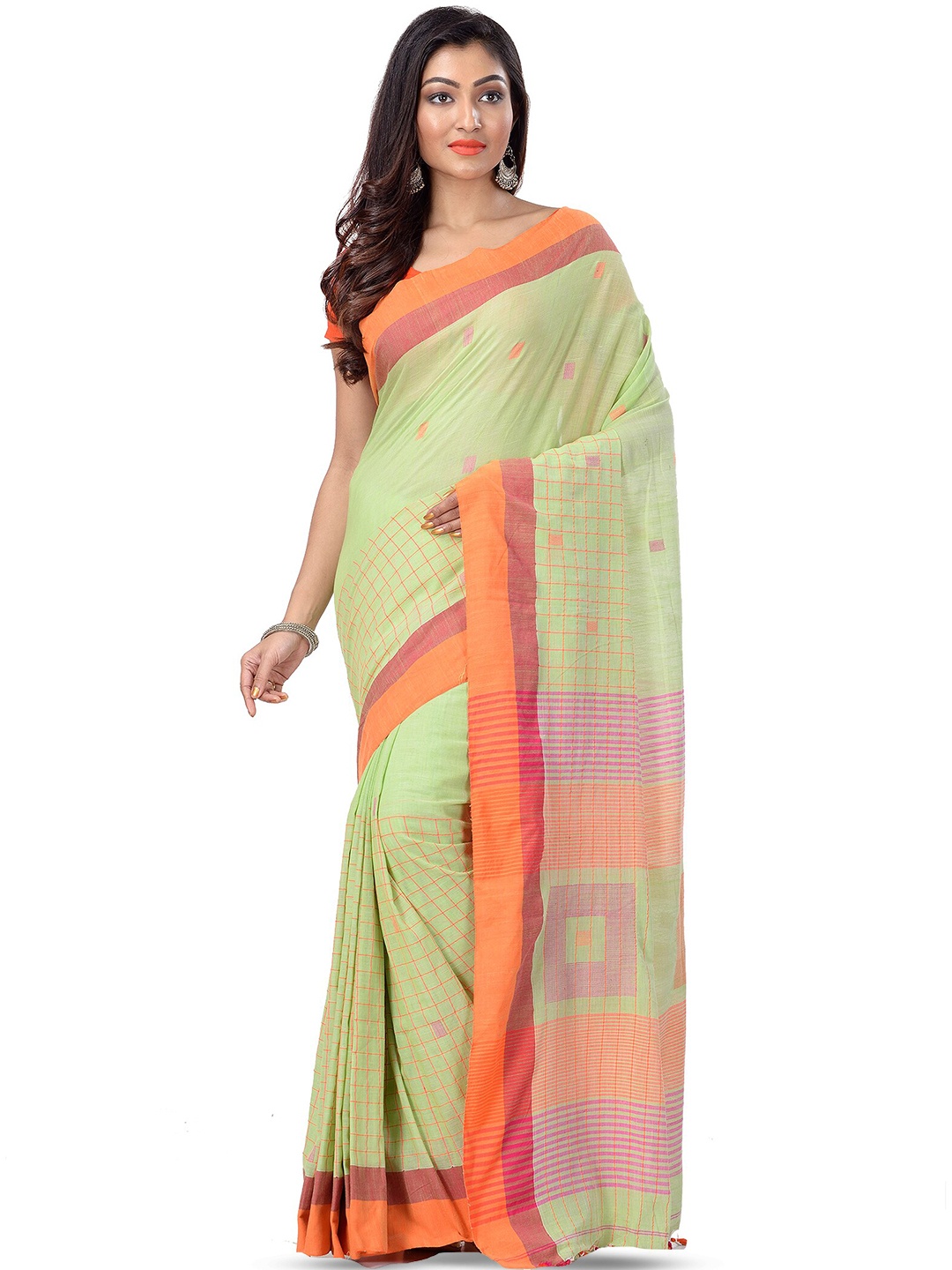 

Ruuprekha Geometric Woven Design Pure Cotton Khadi Saree, Olive