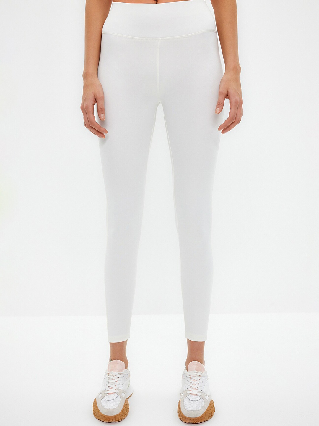 

Trendyol Women Ankle Length Leggings, White