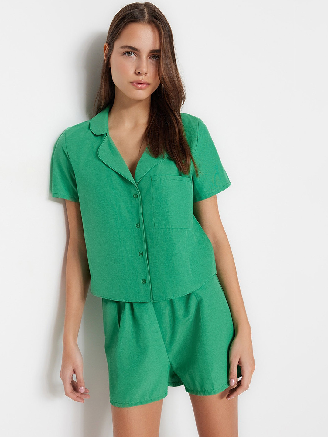 

Trendyol Lapel Collar Night Suit, Green
