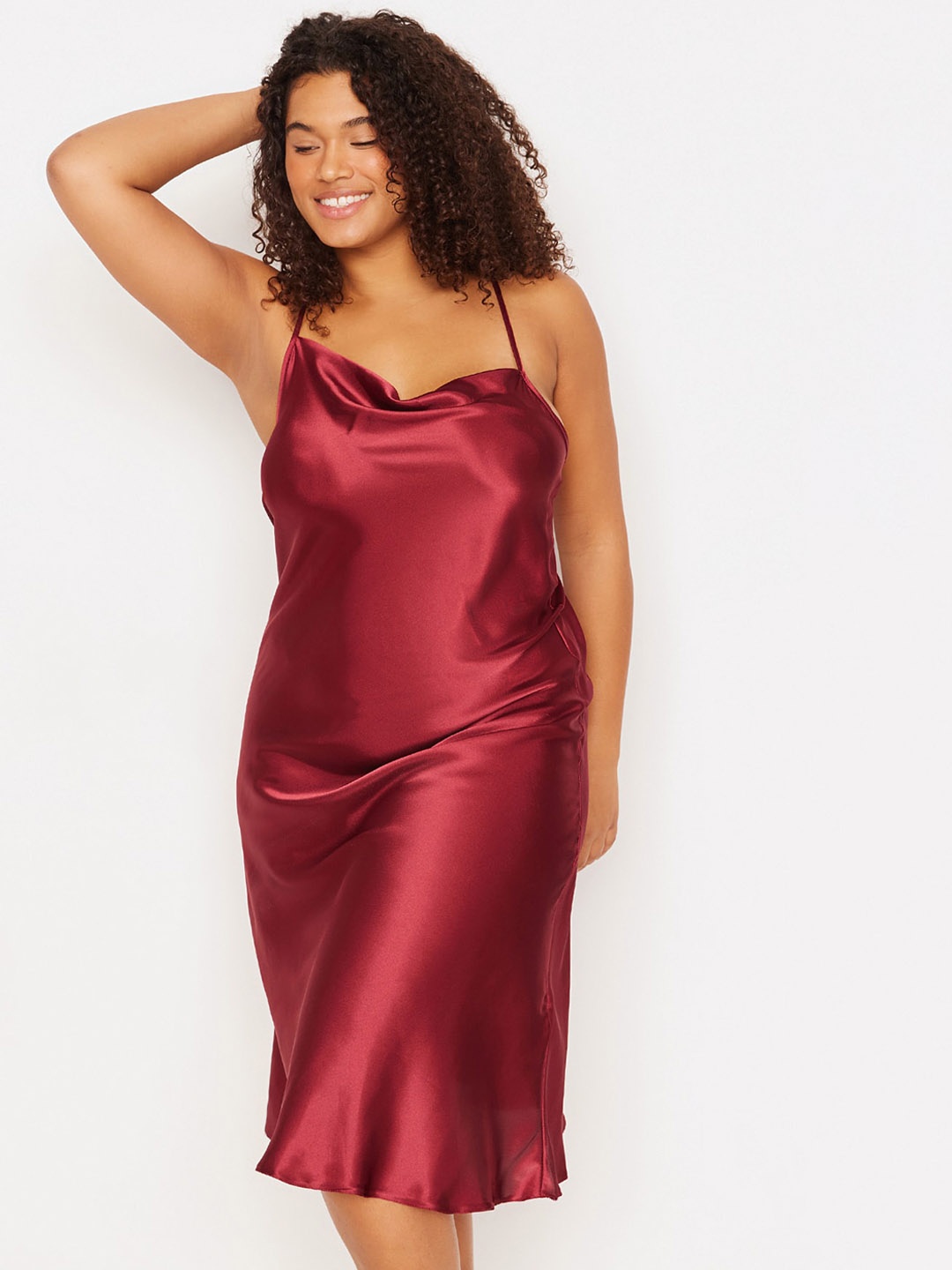 

Trendyol Plus Size Shoulder Straps Satin Nightdress, Burgundy