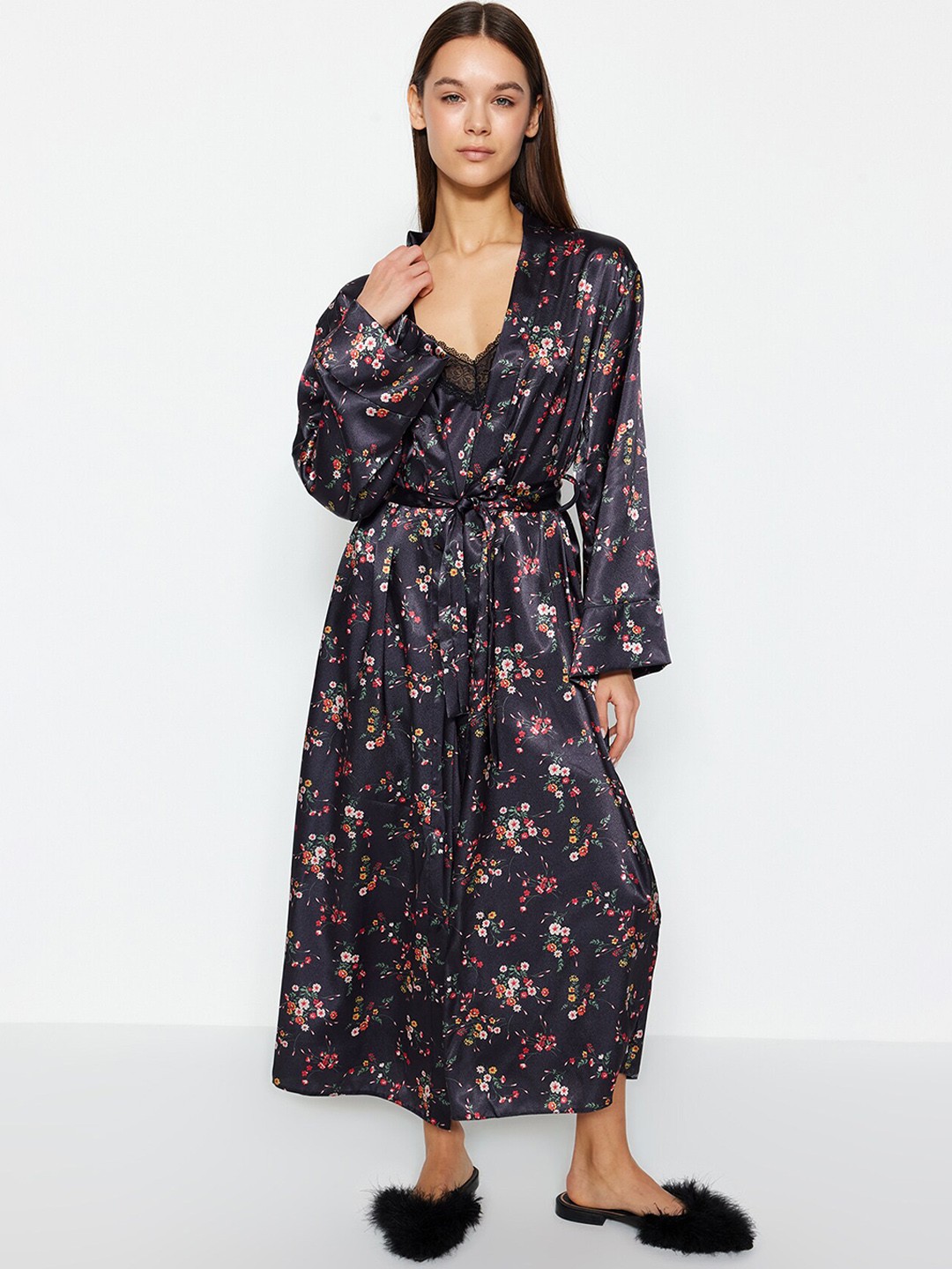 

Trendyol Floral Printed Robe with Nightdress, Navy blue