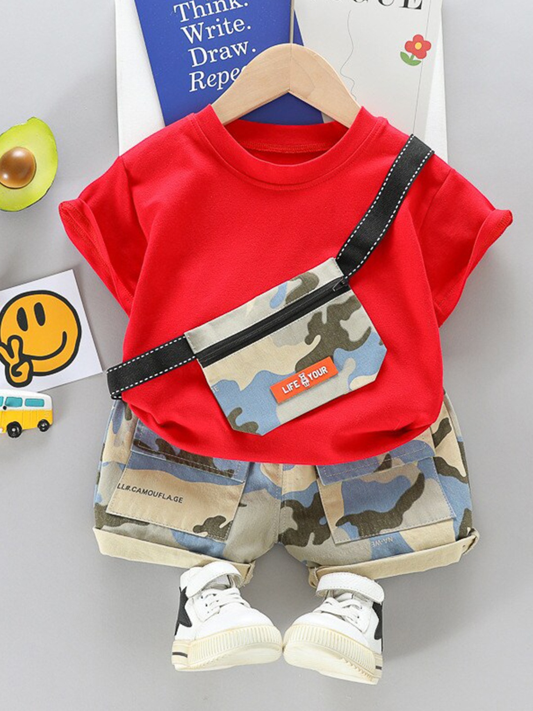 

Googo Gaaga Boys Printed T-shirt with Shorts, Red