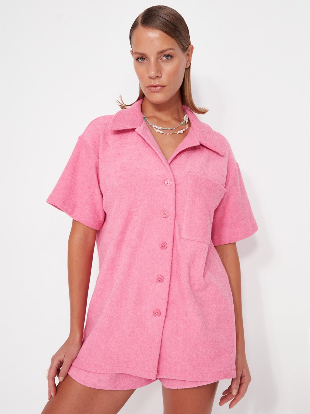 

Trendyol Spread Collar Casual Shirt, Pink