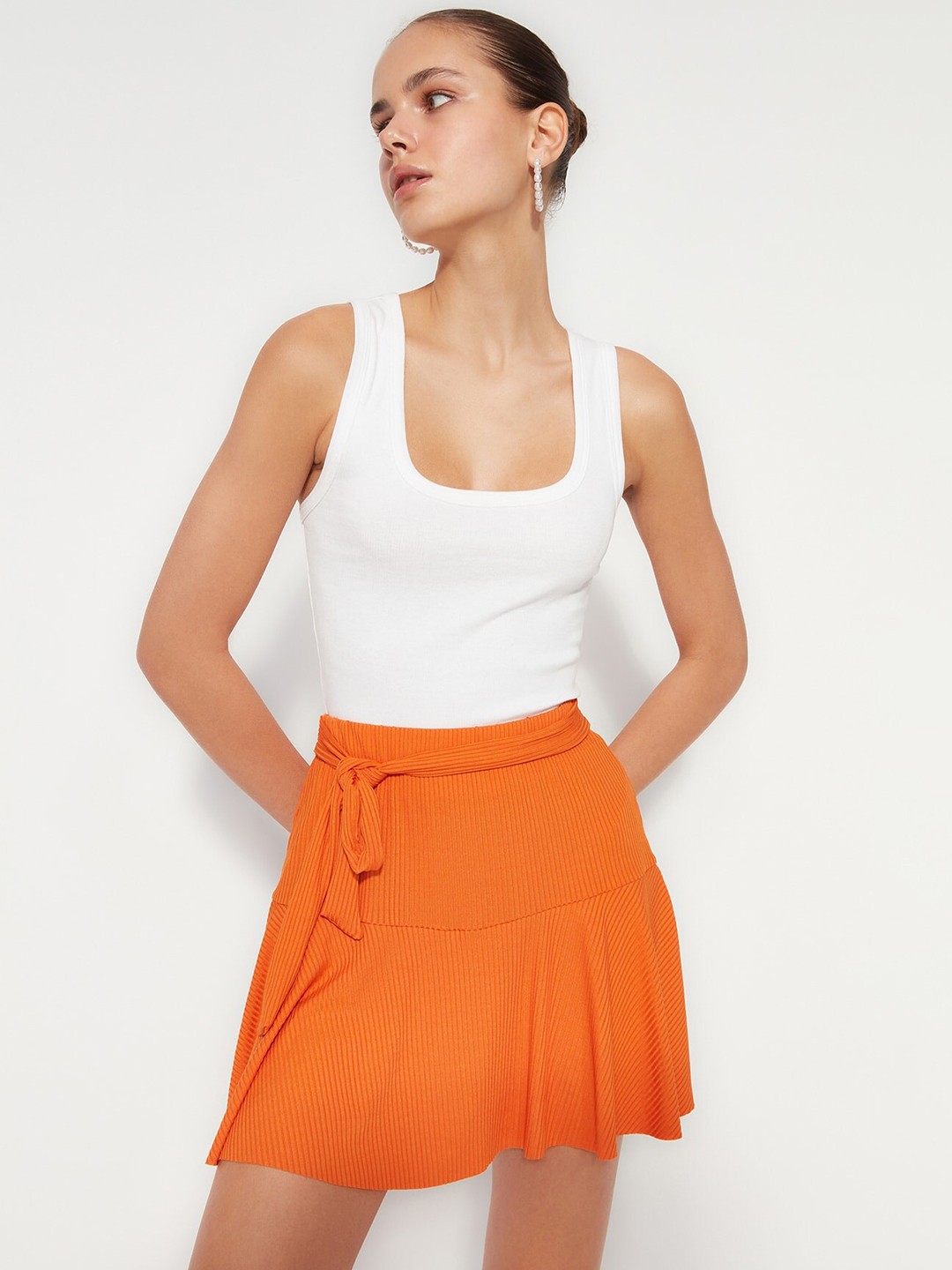 

Trendyol Self Design Tie-Ups Detail Mini Skorts, Orange