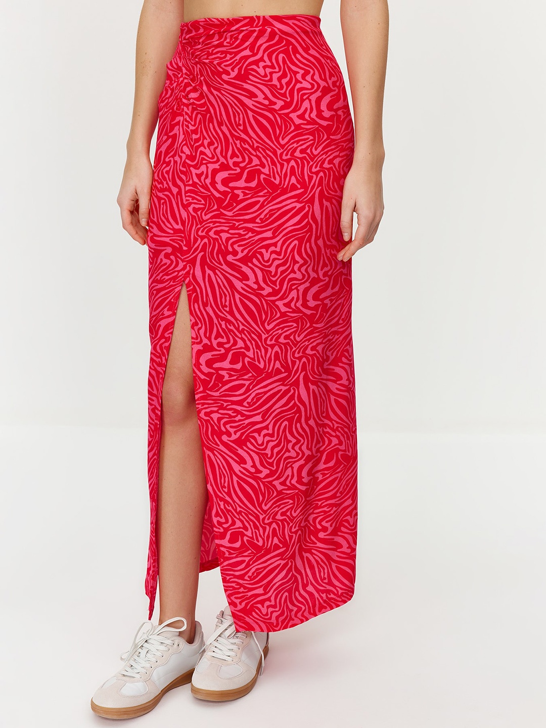 

Trendyol Abstract Printed Maxi Straight Skirt, Pink