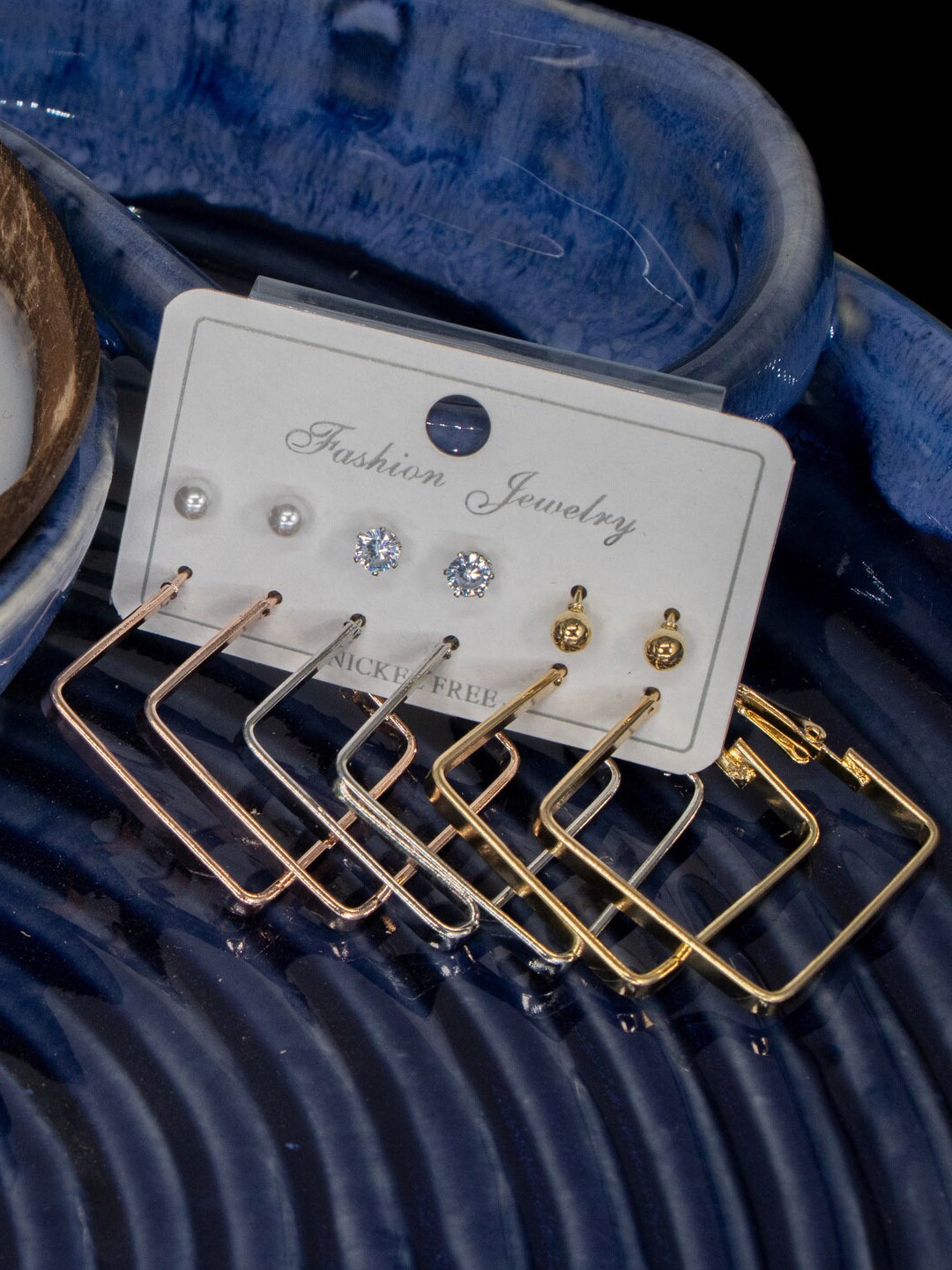 

Manikya Set Of 6 Gold Plated Geometric Studs