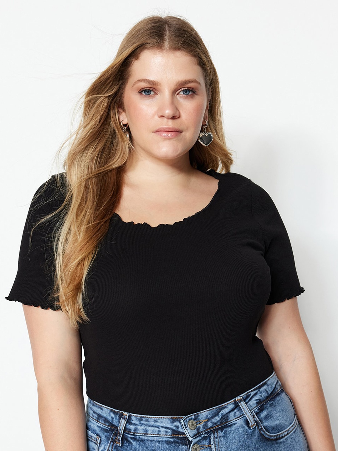 

Trendyol Plus Size Round Neck Top, Black